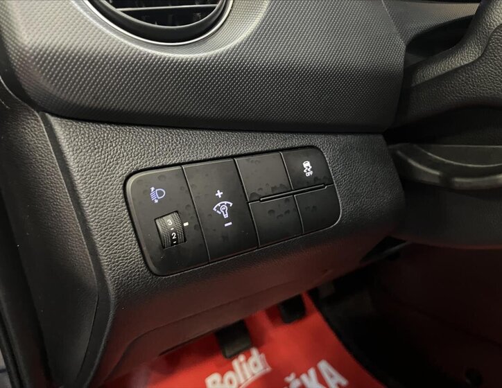 Hyundai i10 Hatchback 998,0 49 kw