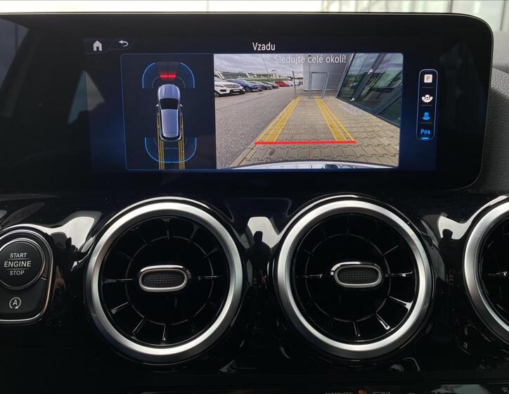 Mercedes-Benz GLA 20