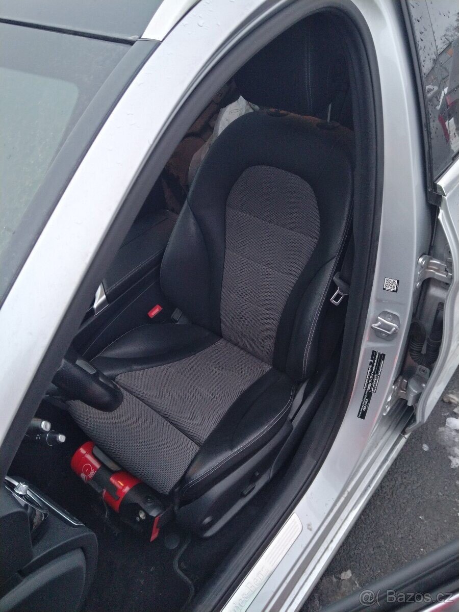 Mercedes-Benz Třídy C Kombi 2,1 l 125 kw