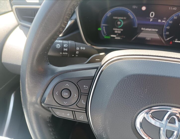 Toyota Corolla Kombi 2,0 l 112 kw