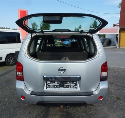 Nissan Pathfinder 19