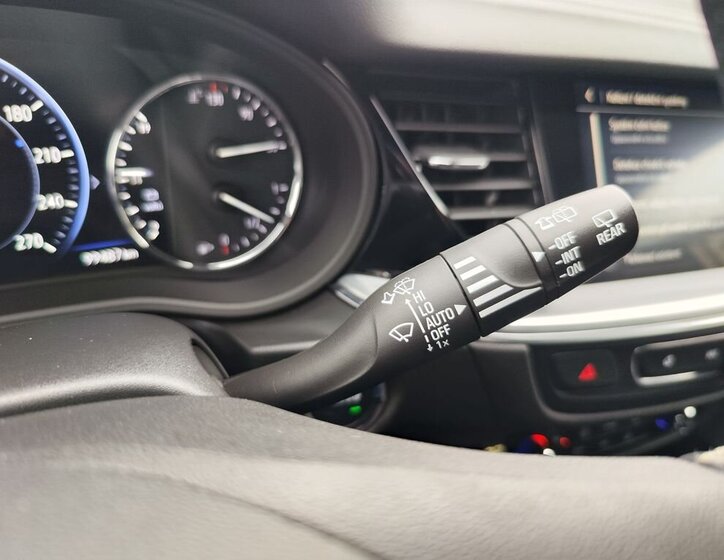 Opel Insignia Kombi 2,0 l 128 kw