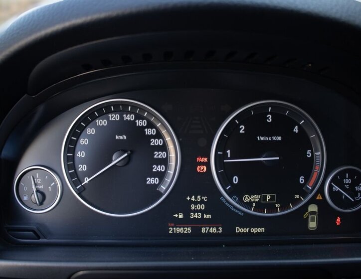 BMW Řada 5 Kombi 2,0 l 160 kw