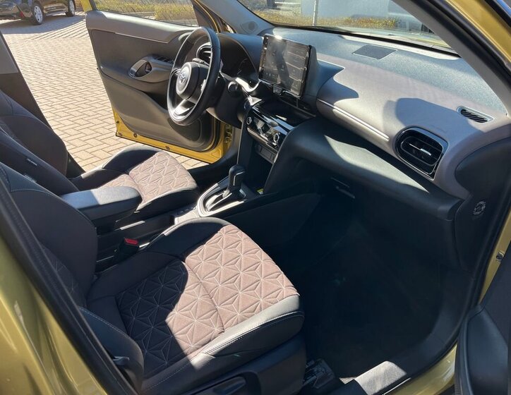 Toyota Yaris Cross SUV / Terénní 1,5 l 68 kw