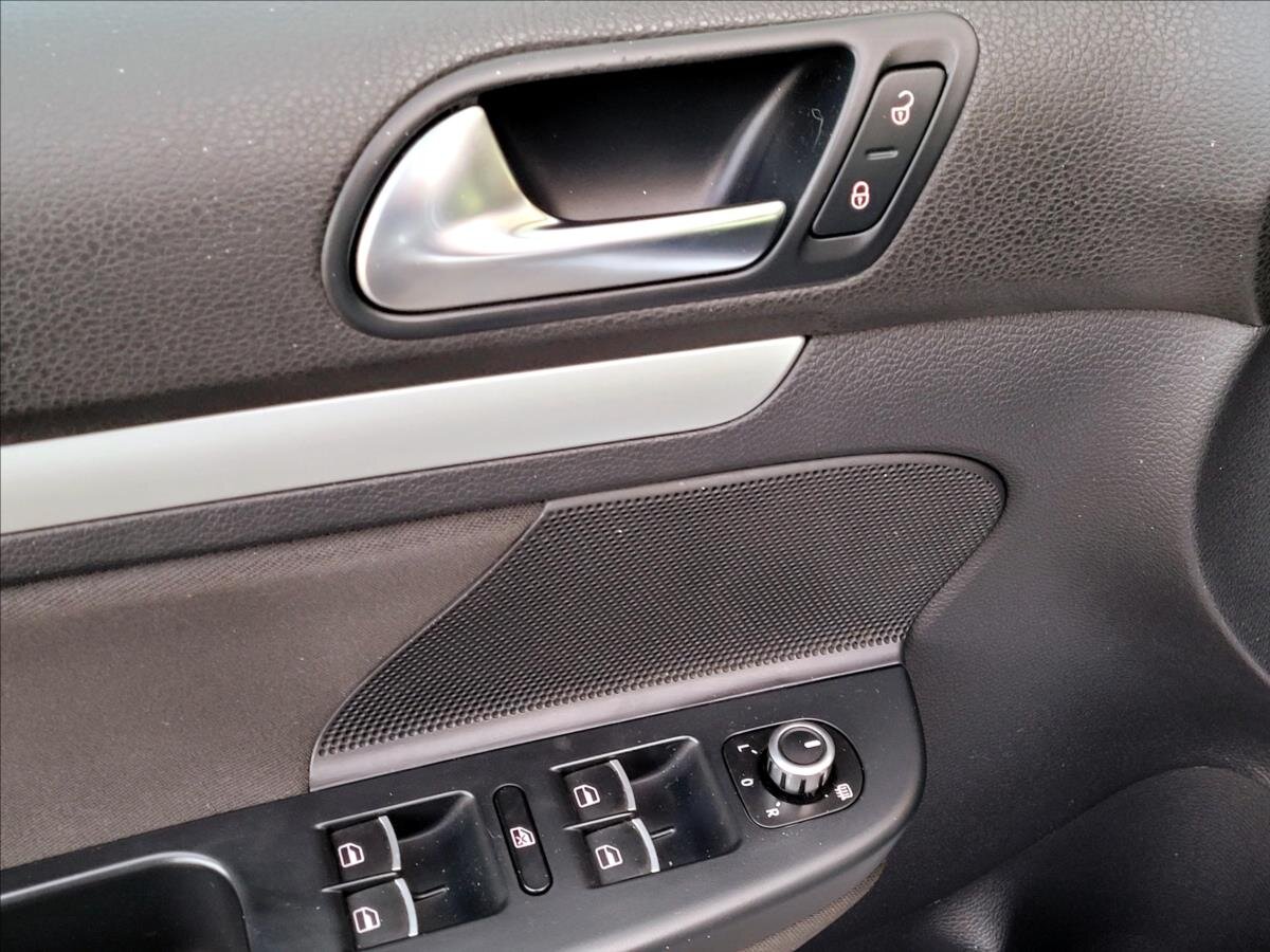 Volkswagen Golf Kombi 1,4 l 90 kw