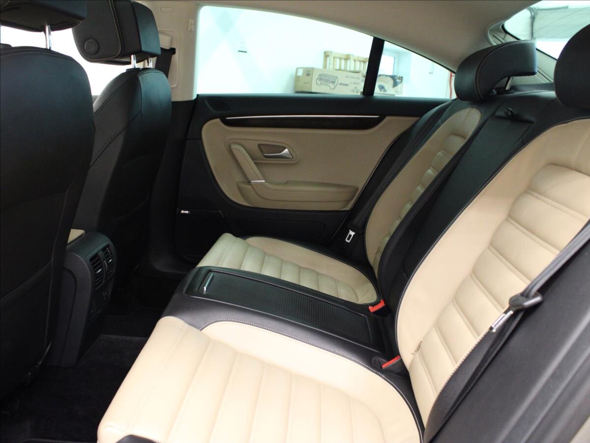 Volkswagen CC Sedan 3,6 l 220 kw