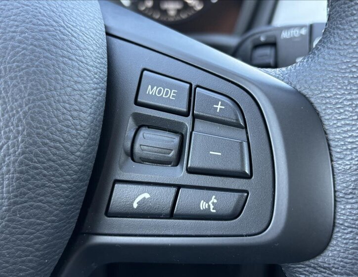 BMW X1 Kombi 1,5 l 100 kw