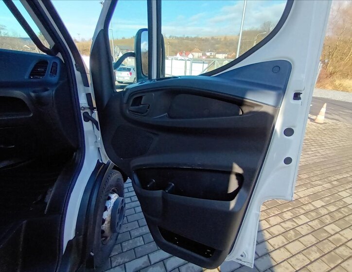 Iveco Daily Skříň 3,0 l 132 kw