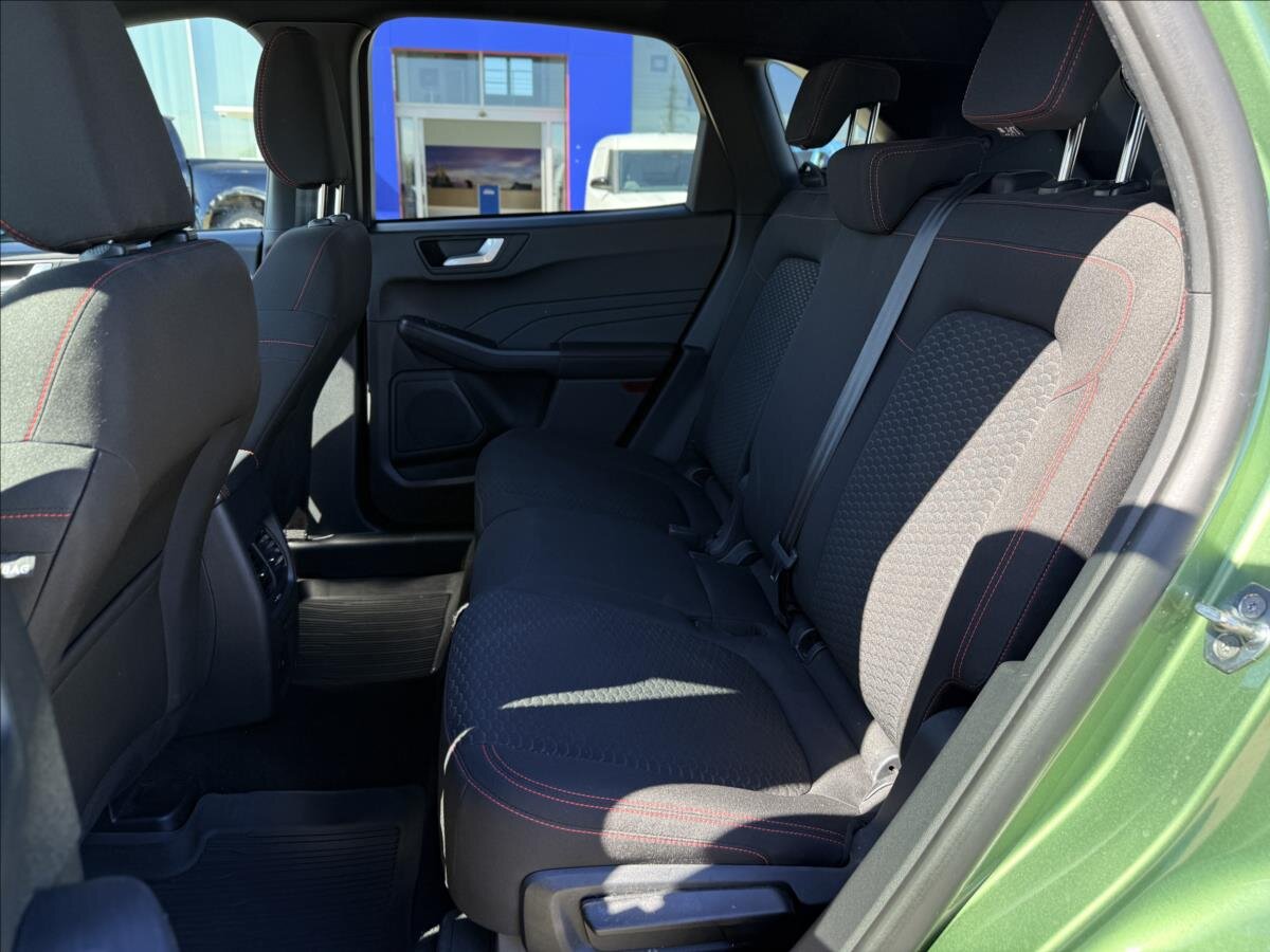 Ford Kuga SUV / Terénní 1,5 l 137 kw