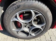 Alfa Romeo Stelvio SUV / Terénní 2,0 l 206 kw