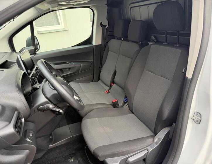 Toyota ProAce City 10