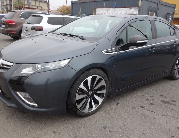 Opel Ampera 1
