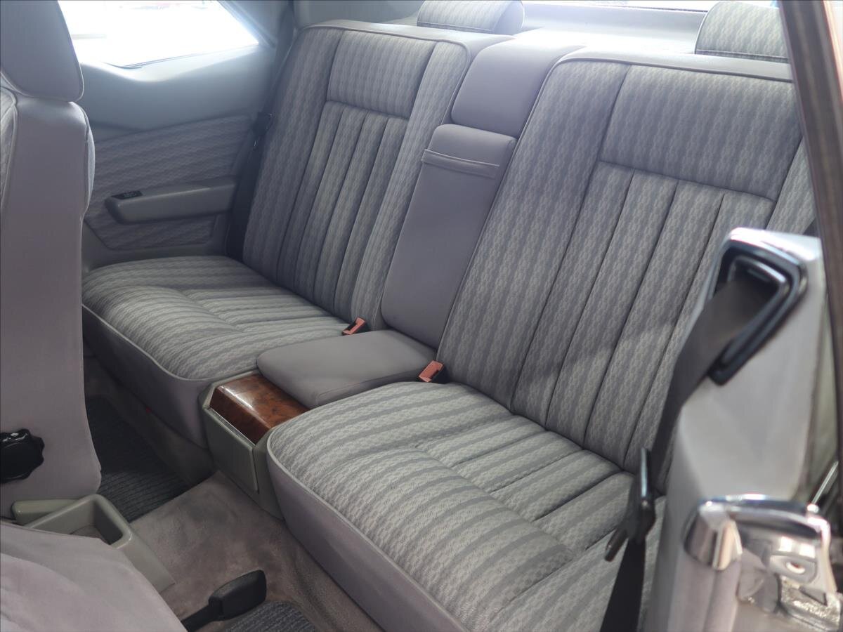 Mercedes-Benz 124 Kupé 3,0 l 162 kw