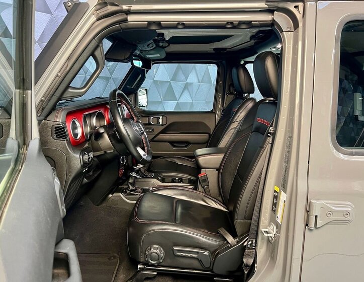 Ostatní Ostatní Ostatní 3,6 l 209 kw