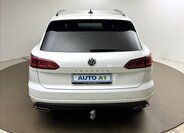 Volkswagen Touareg 5