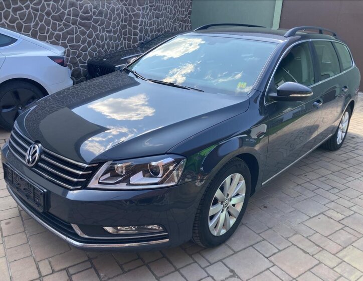 Volkswagen Passat Kombi 2,0 l 103 kw