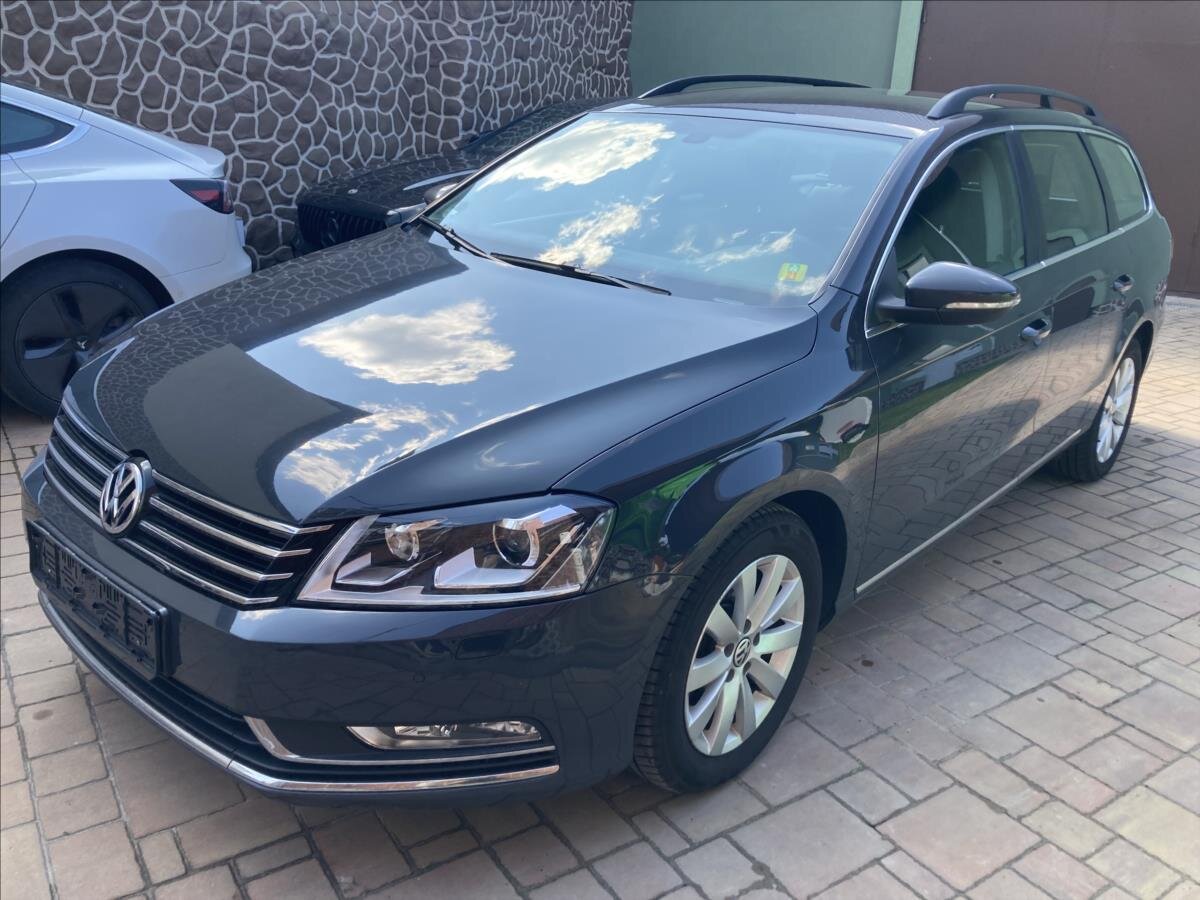 Volkswagen Passat Kombi 2,0 l 103 kw