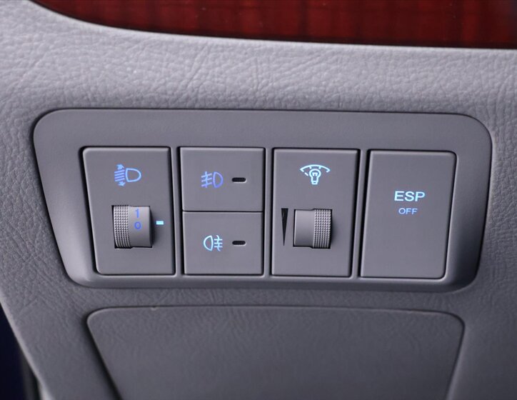 Hyundai Santa Fe SUV / Terénní 2,2 l 114 kw