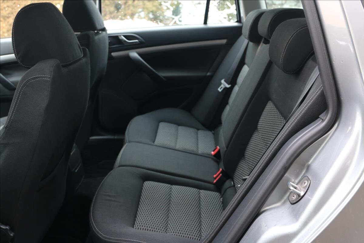 Škoda Octavia Kombi 1,6 l 77 kw