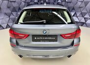 BMW Řada 5 Kombi 3,0 l 195 kw