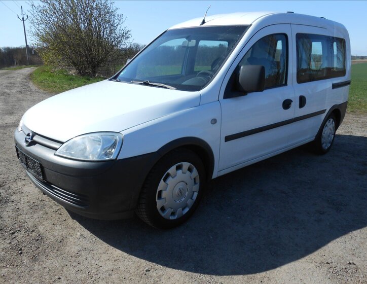 Opel Combo Kombi 1,4 l 66 kw