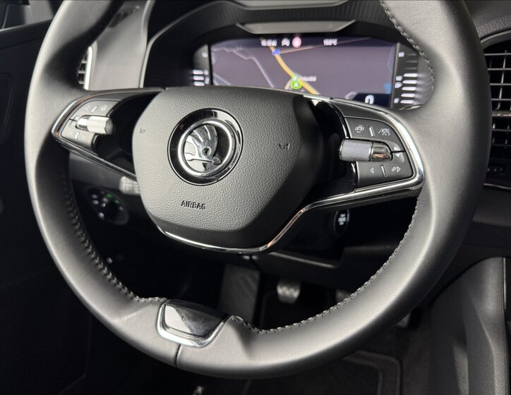 Škoda Karoq SUV 1,5 l 110 kw