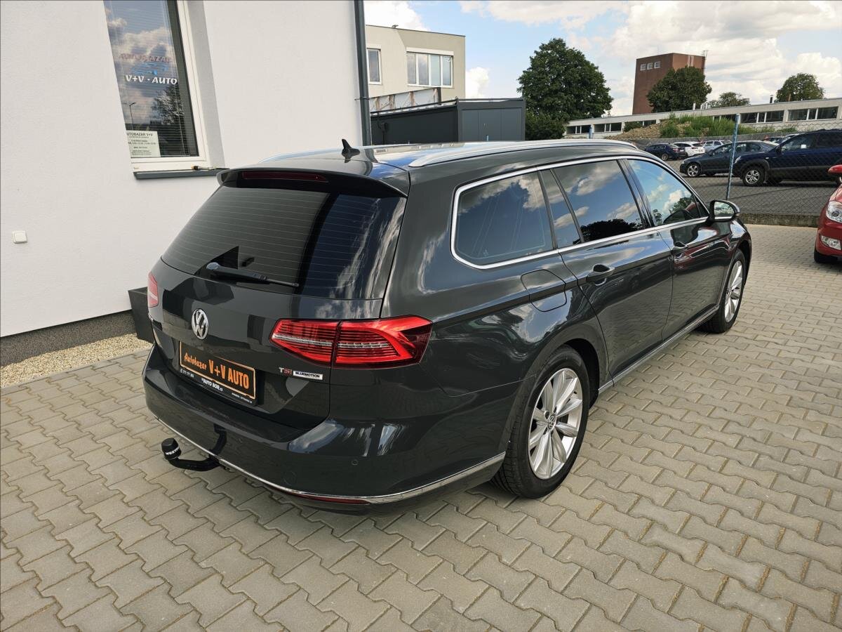 Volkswagen Passat Kombi 1,4 l 110 kw