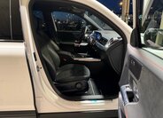 Mercedes-Benz EQB 17