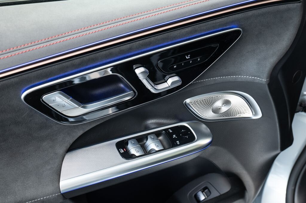 Mercedes-Benz EQE SUV 0,0 215 kw