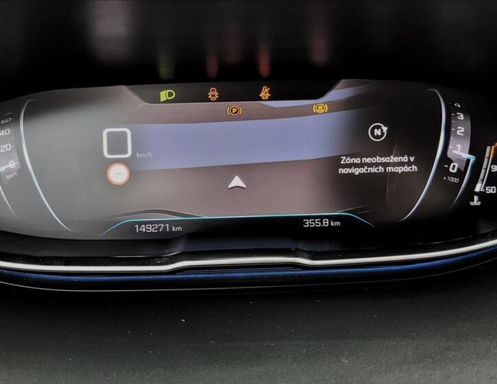 Peugeot 3008 SUV / Terénní 1,5 l 96 kw