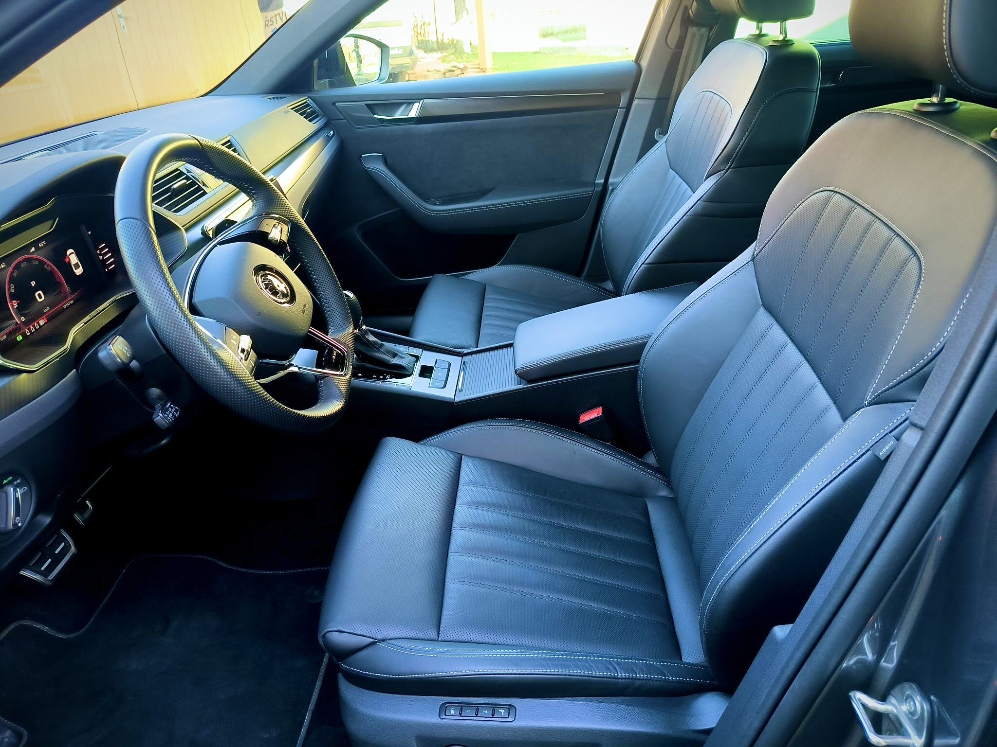 Škoda Superb Sedan 2,0 l 140 kw