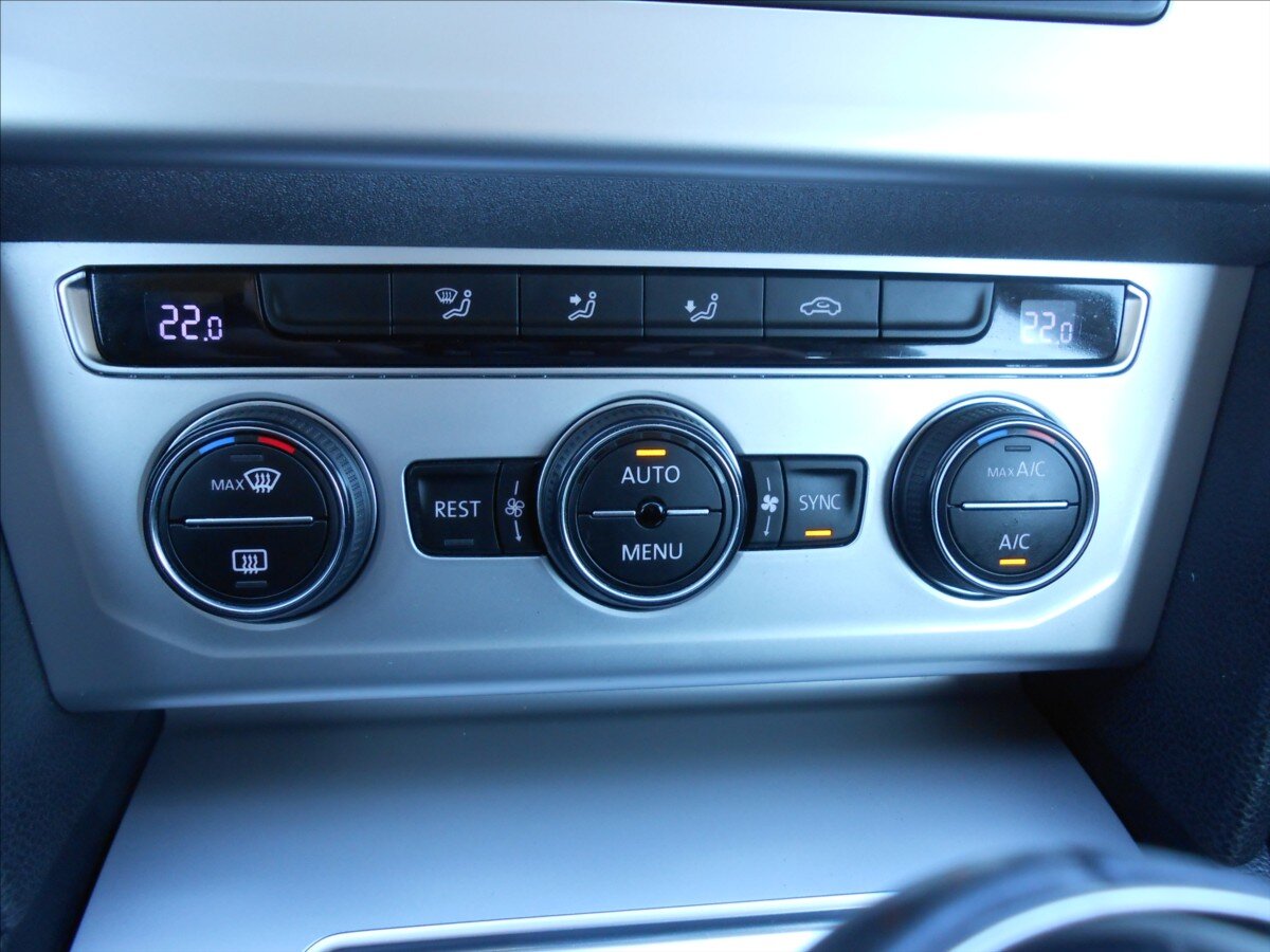 Volkswagen Passat Kombi 2,0 l 110 kw