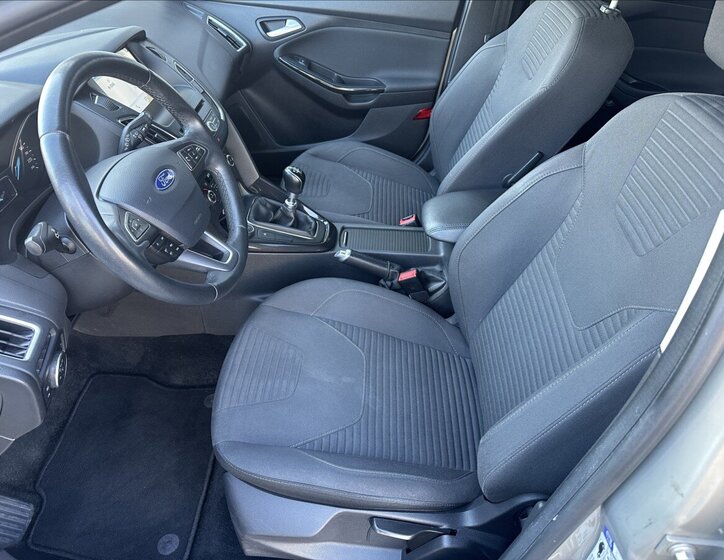 Ford Focus Kombi 1,5 l 110 kw