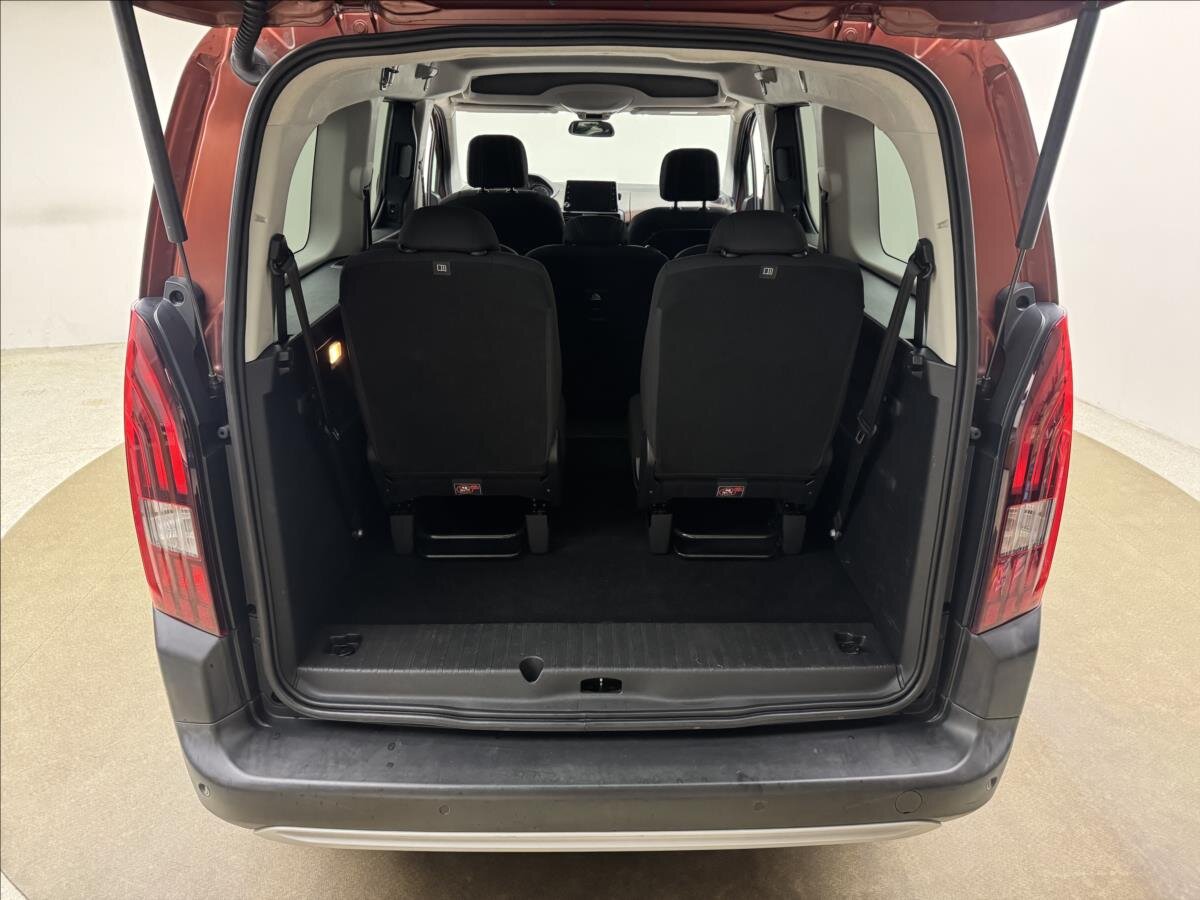 Peugeot Rifter MPV 1,5 l 96 kw