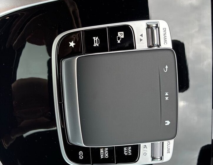 Mercedes-Benz Třídy G SUV / Terénní 0,0 432 kw