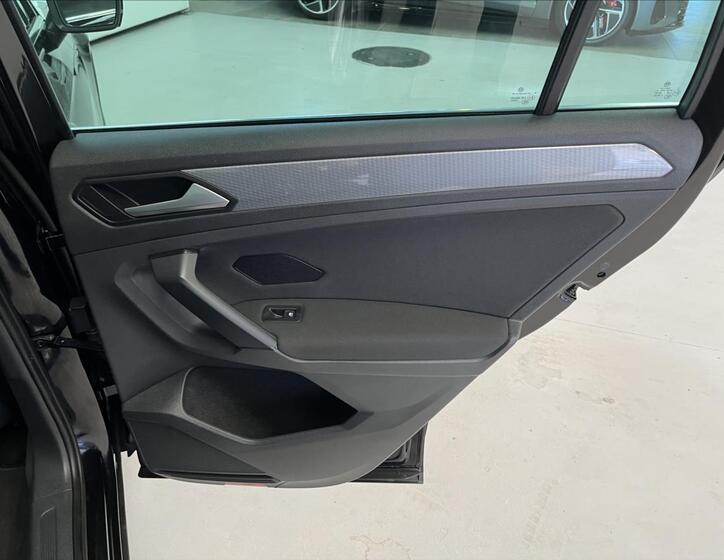 Volkswagen Tiguan 29