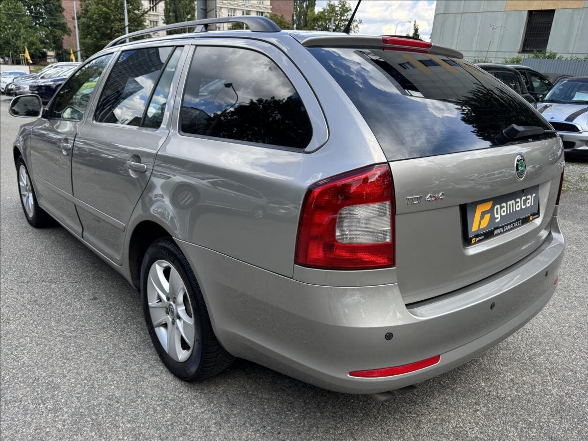 Škoda Octavia Kombi 1,6 l 77 kw