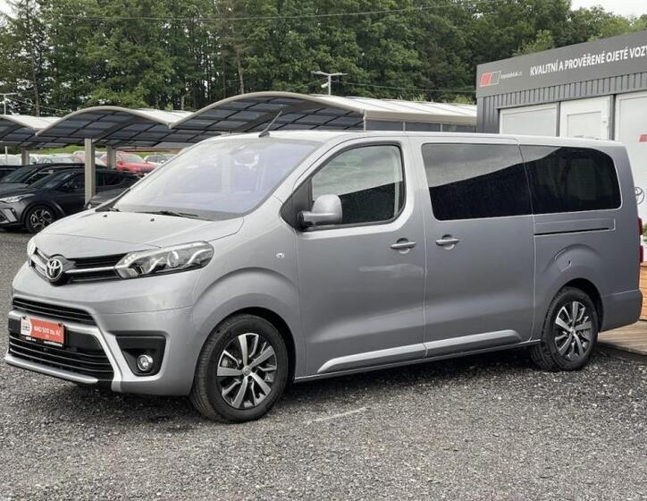 Toyota ProAce Verso 3