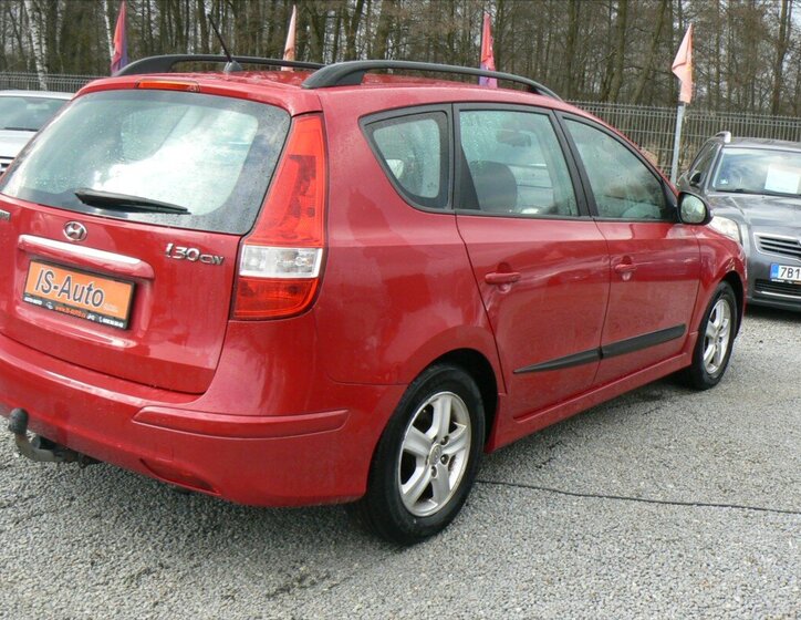 Hyundai i30 Kombi 1,6 l 92 kw