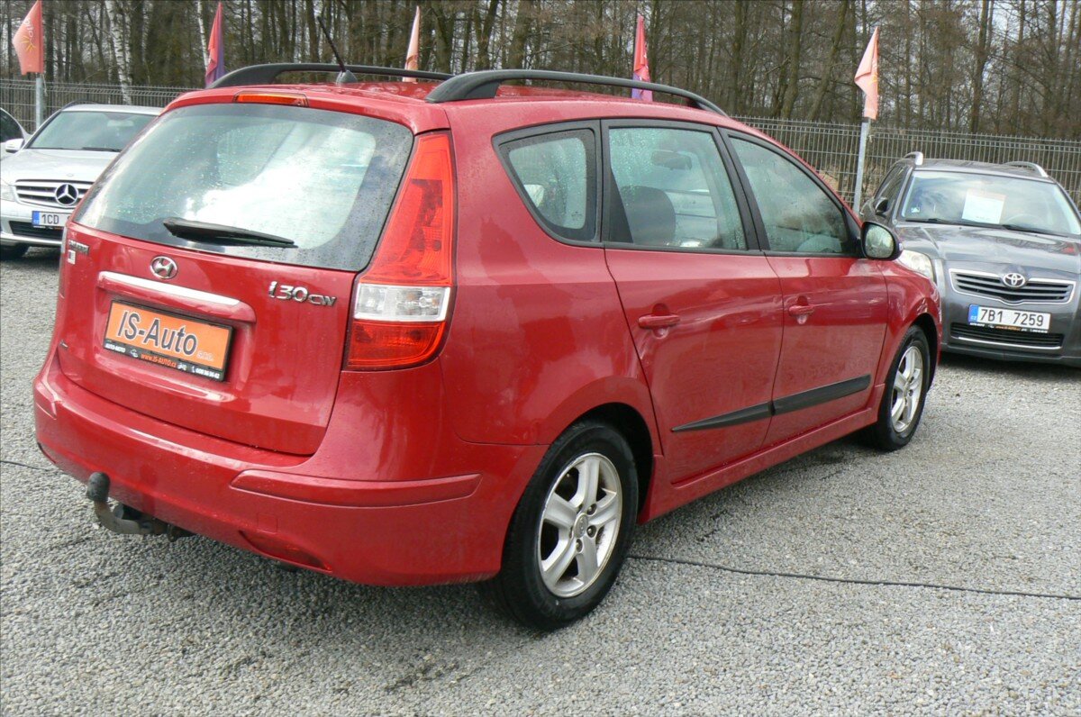 Hyundai i30 Kombi 1,6 l 92 kw