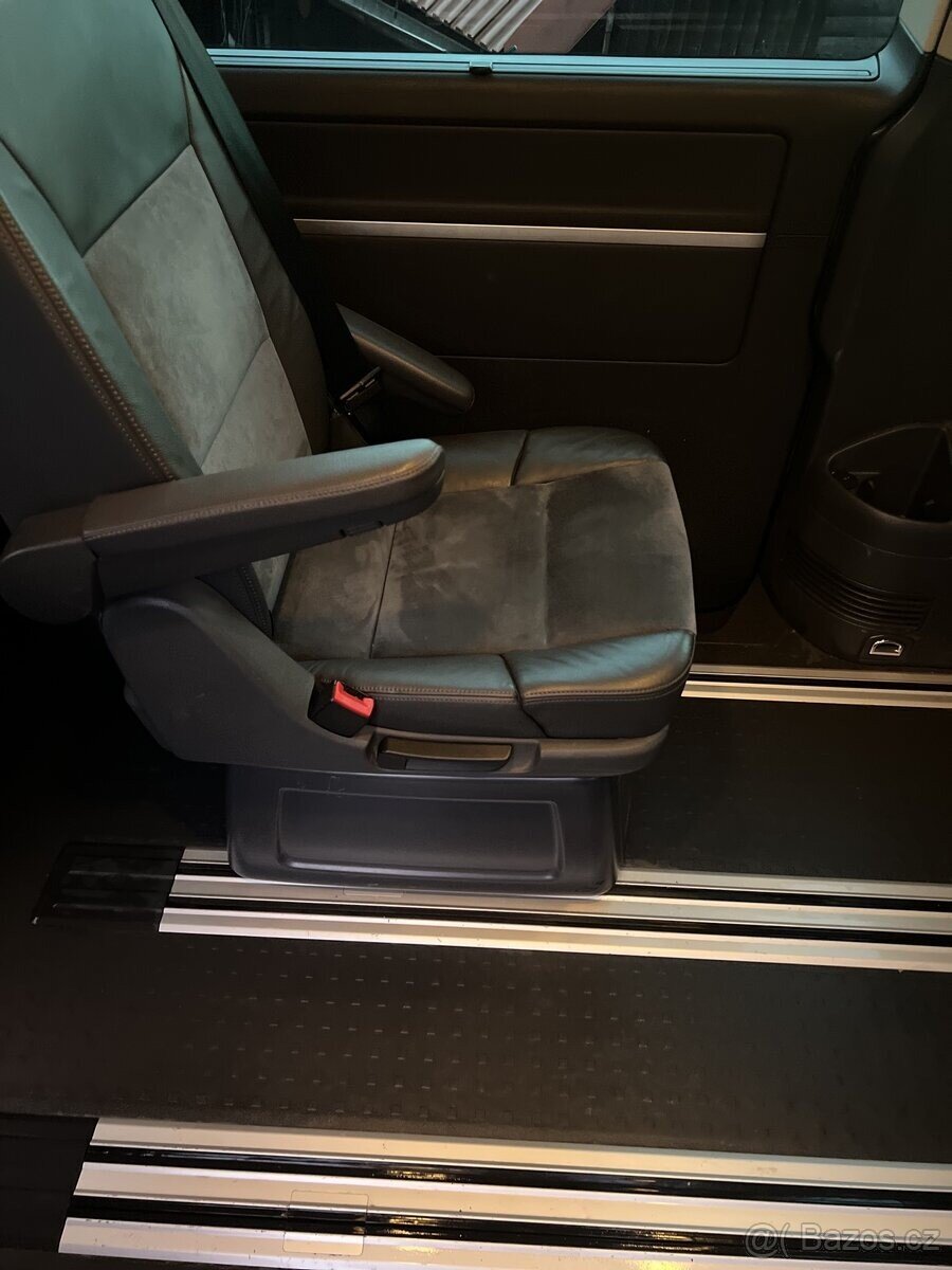 Volkswagen Multivan VAN / Minibus 0,0 132 kw