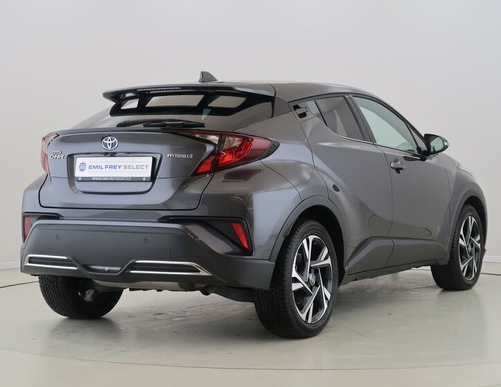 Toyota C-HR SUV 2,0 l 112 kw