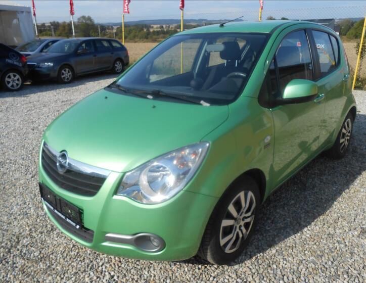 Opel Agila 1