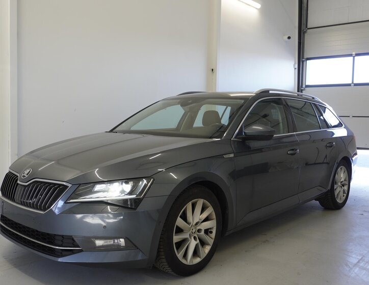 Škoda Superb Kombi 1,5 l 110 kw