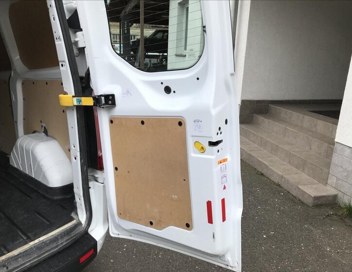 Ford Transit Custom Skříň 2,0 l 79 kw