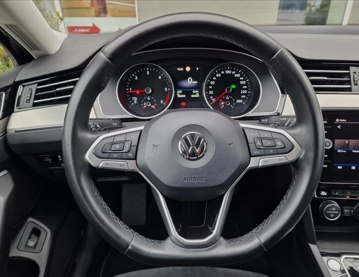 Volkswagen Passat Kombi 2,0 l 110 kw