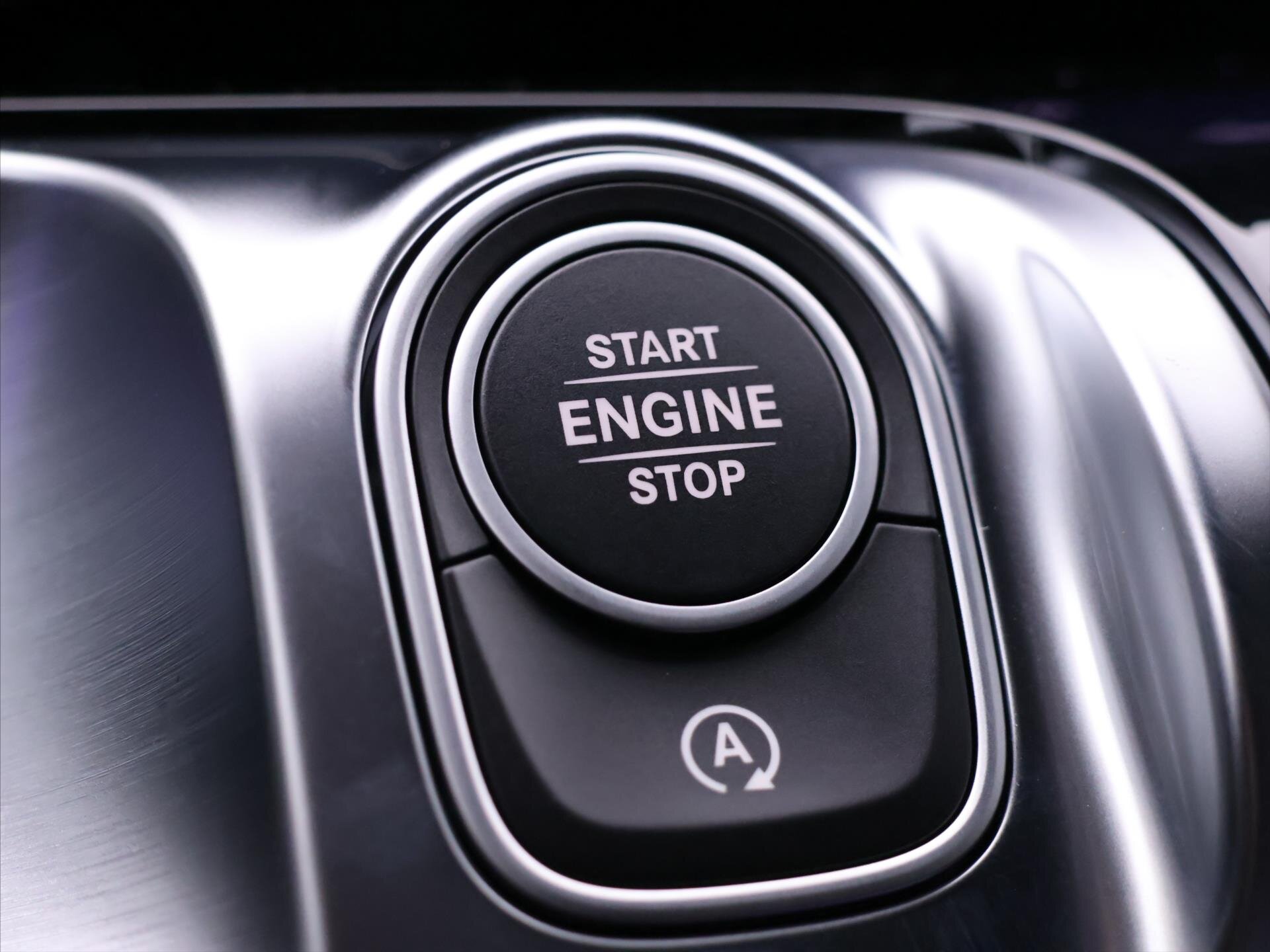 Mercedes-Benz GLB SUV / Terénní 2,0 l 110 kw