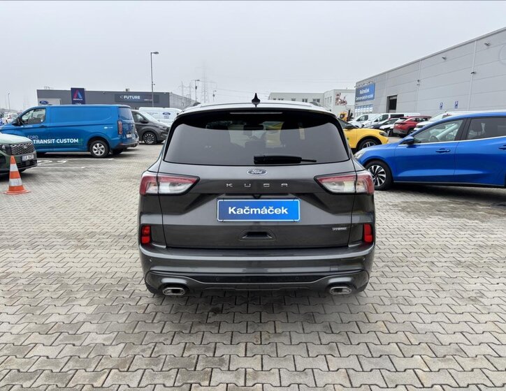 Ford Kuga SUV / Terénní 2,5 l 140 kw