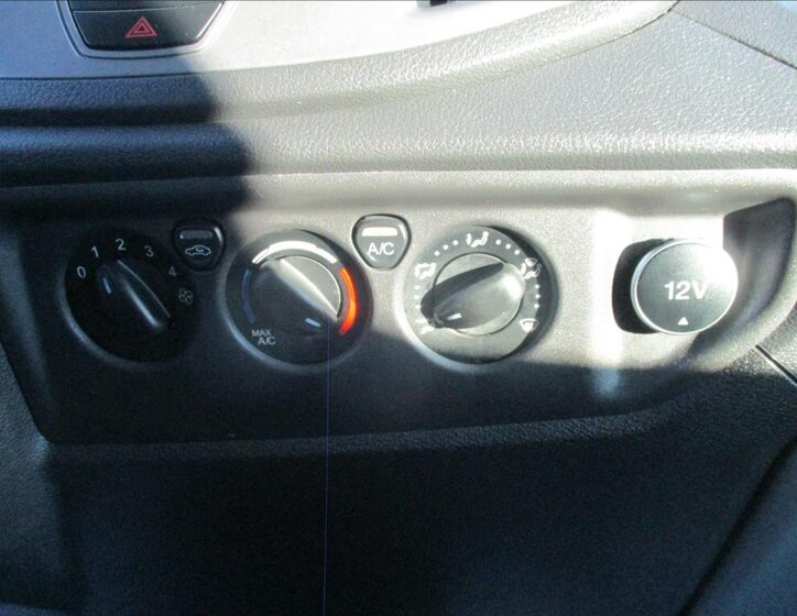 Ford Transit Valník 2,0 l 125 kw