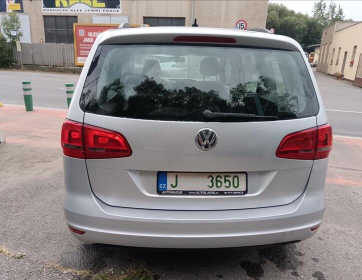 Volkswagen Sharan 9